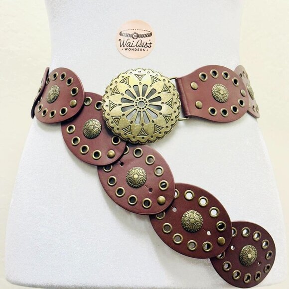 Y2K 2000s style Brown leather belt with brass studs and flower detail - Picture 1 of 4